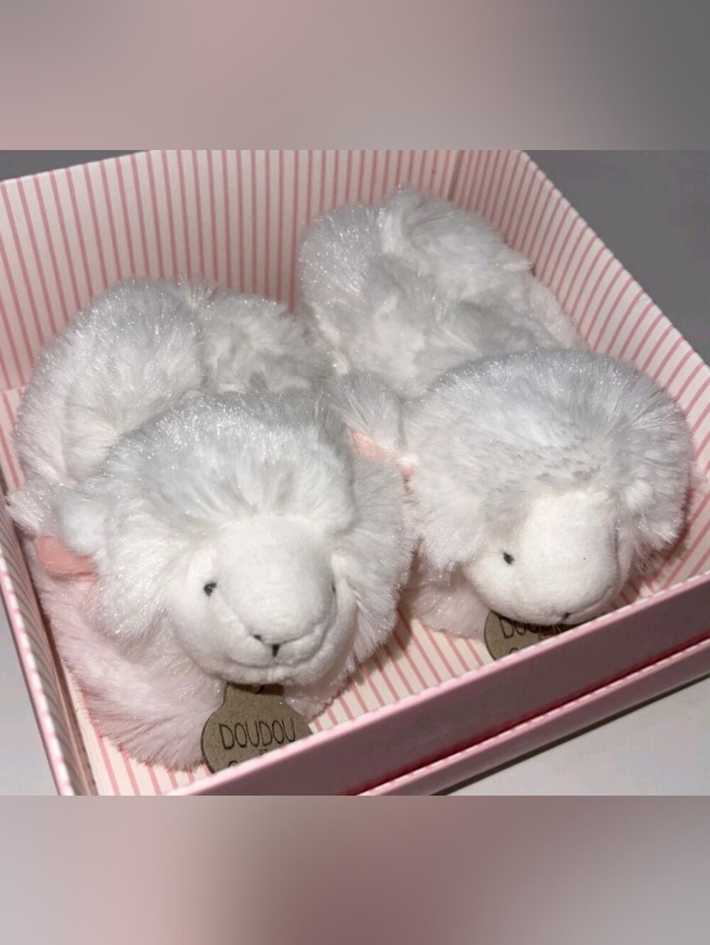 Doudou et Compagnie Lamb Baby Booties - White with Pale Pink Trim